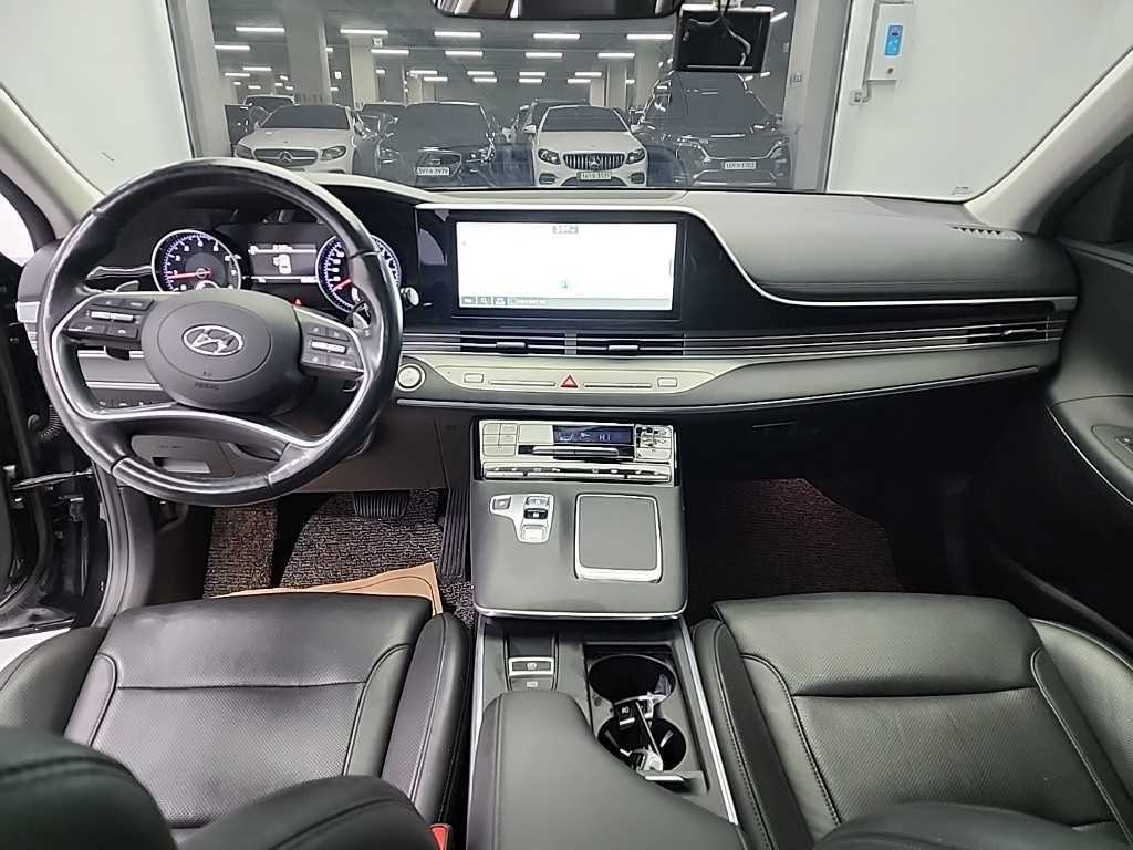 HYUNDAI Grandeur - Vista 7