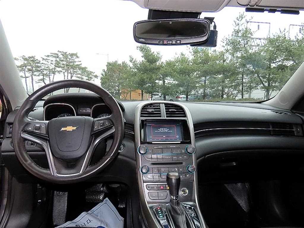 Chevrolet Malibu - Vista 7