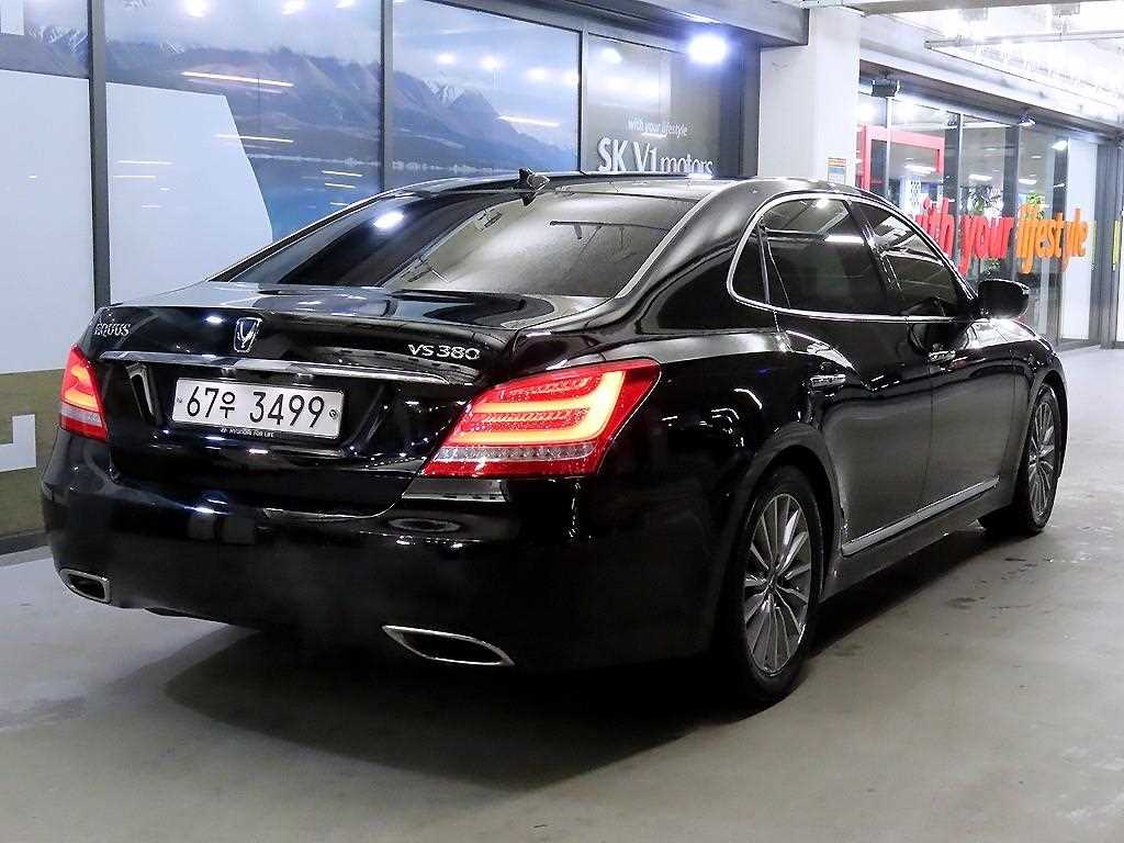 HYUNDAI Equus - Vista 4