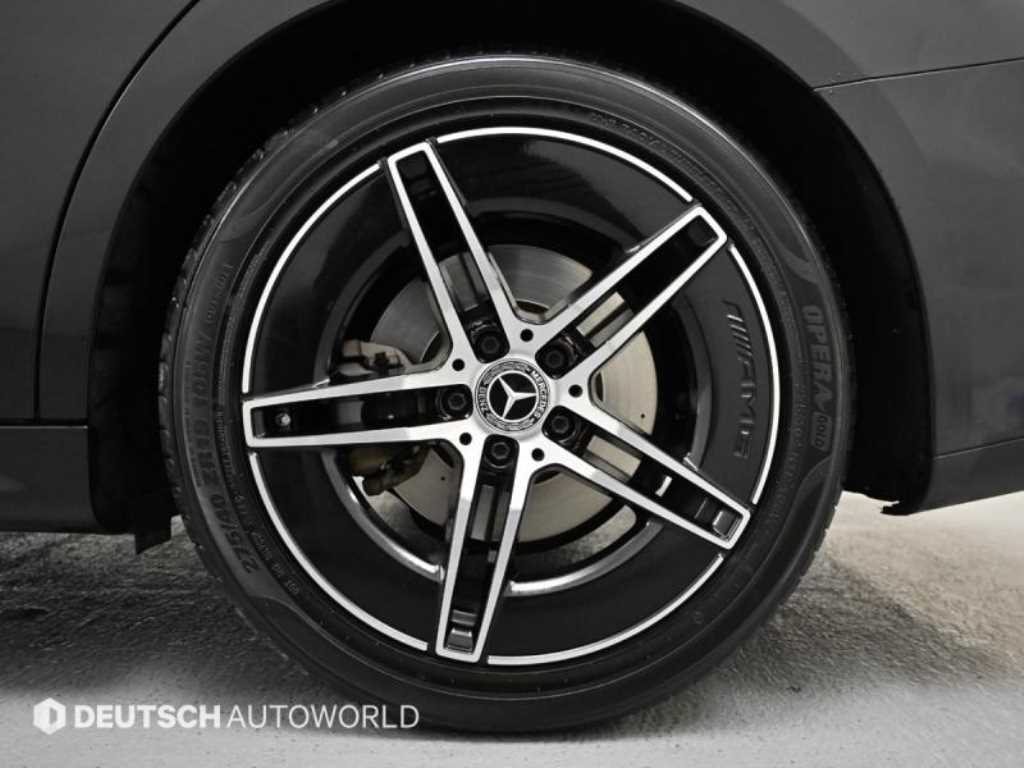 Mercedes Benz E class - Vista 5