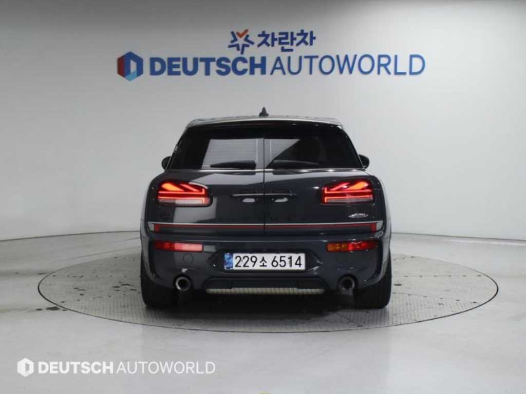 Mini Clubman - Vista 4