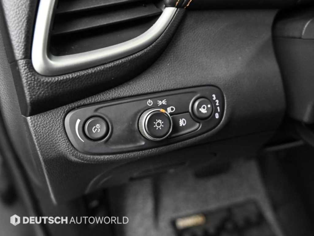 Chevrolet Trax 2018 Negro - Importación desde Corea - HF Imports Iquique - Foto 16