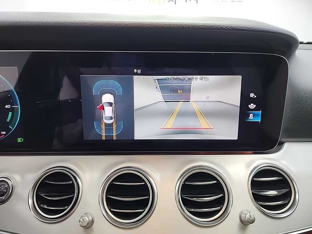 Mercedes Benz E class 2021 Blanco - Importación desde Corea - HF Imports Iquique - Foto 17