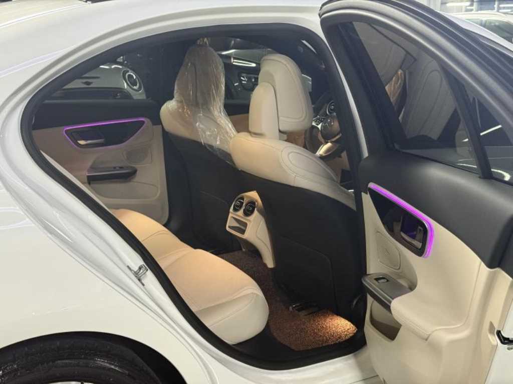 Mercedes Benz C Class 2024 Blanco - Importación desde Corea - HF Imports Iquique - Foto 17