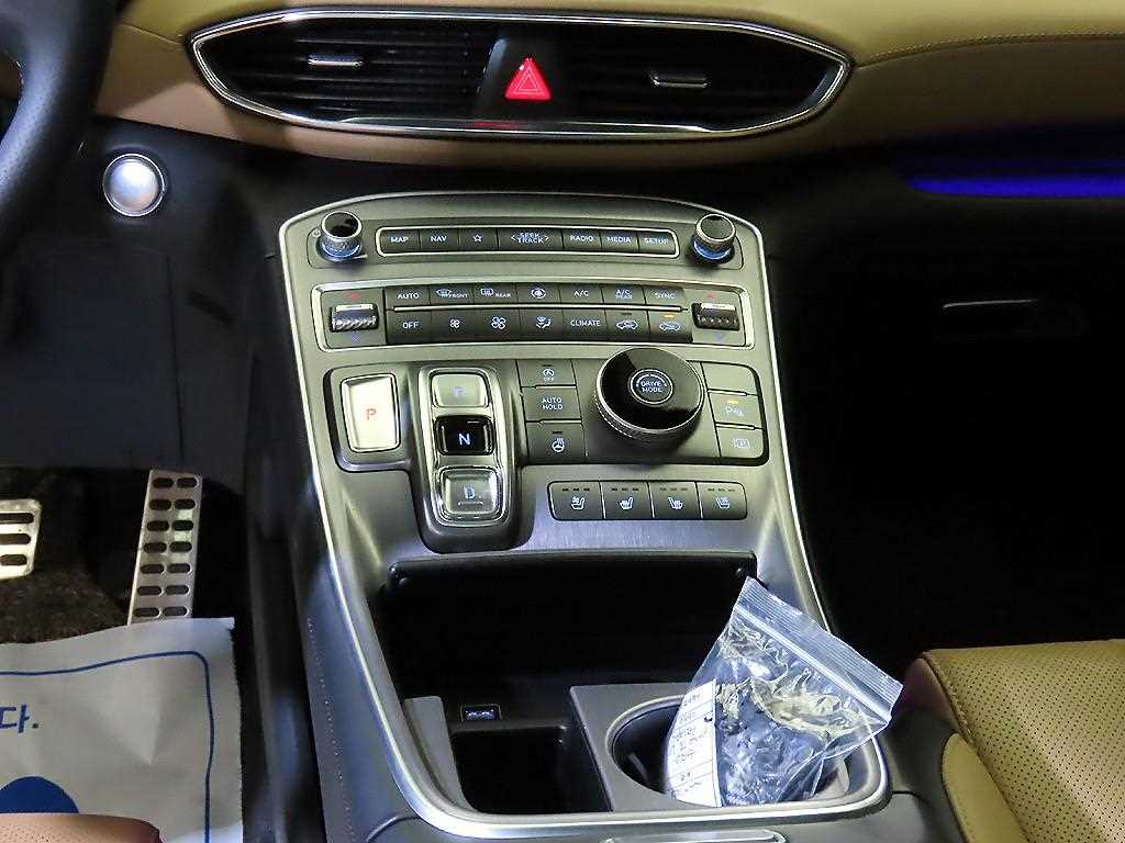 HYUNDAI Santa Fe - Vista 12