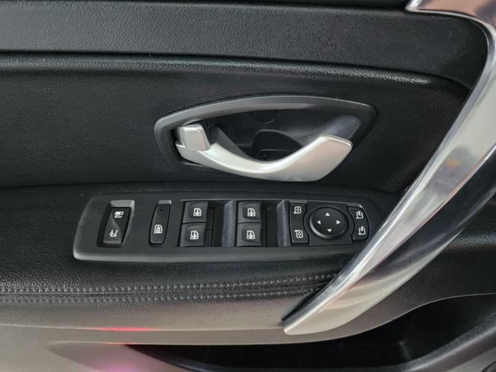 SAMSUNG SM5 - Vista 12