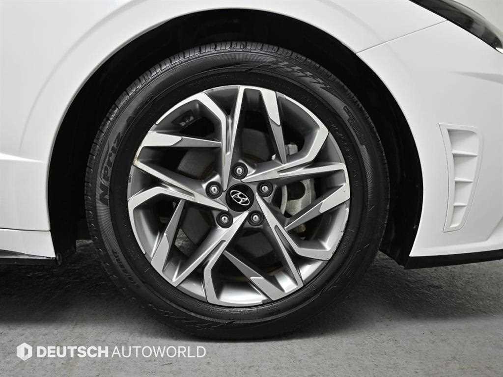 HYUNDAI Sonata - Vista 5