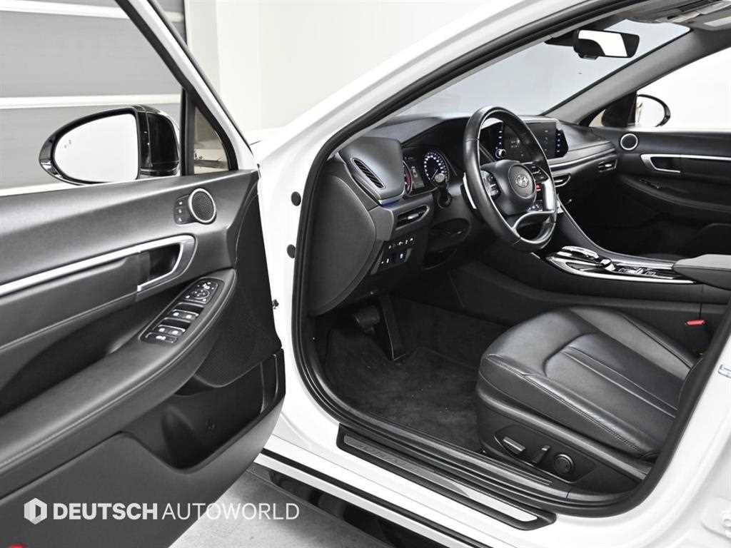 HYUNDAI Sonata - Vista 11