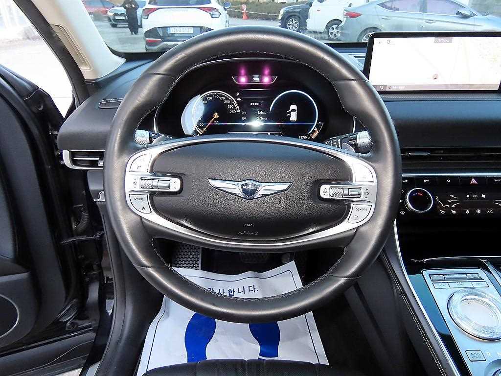 Genesis GV80 - Vista 8