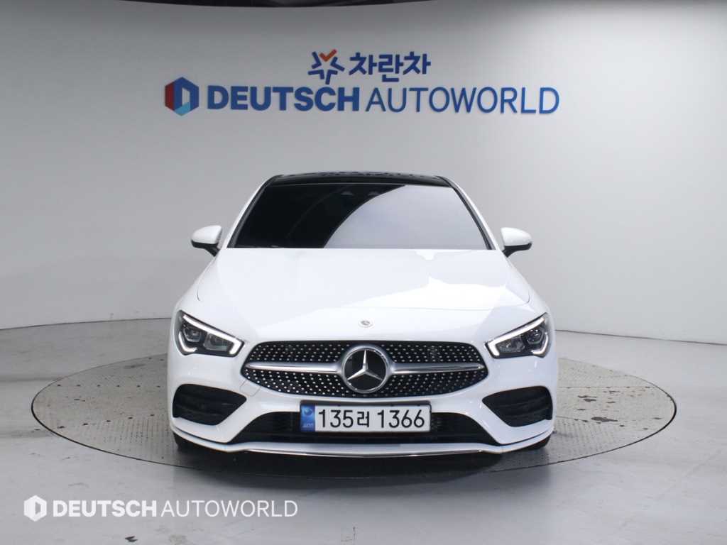 Mercedes Benz CLA Class - Vista 3