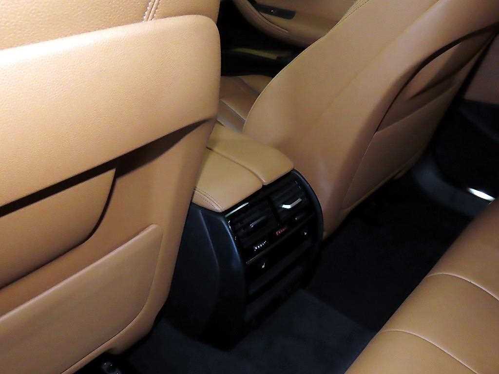 BMW 5 Series 2020 Negro - Importación desde Corea - HF Imports Iquique - Foto 16