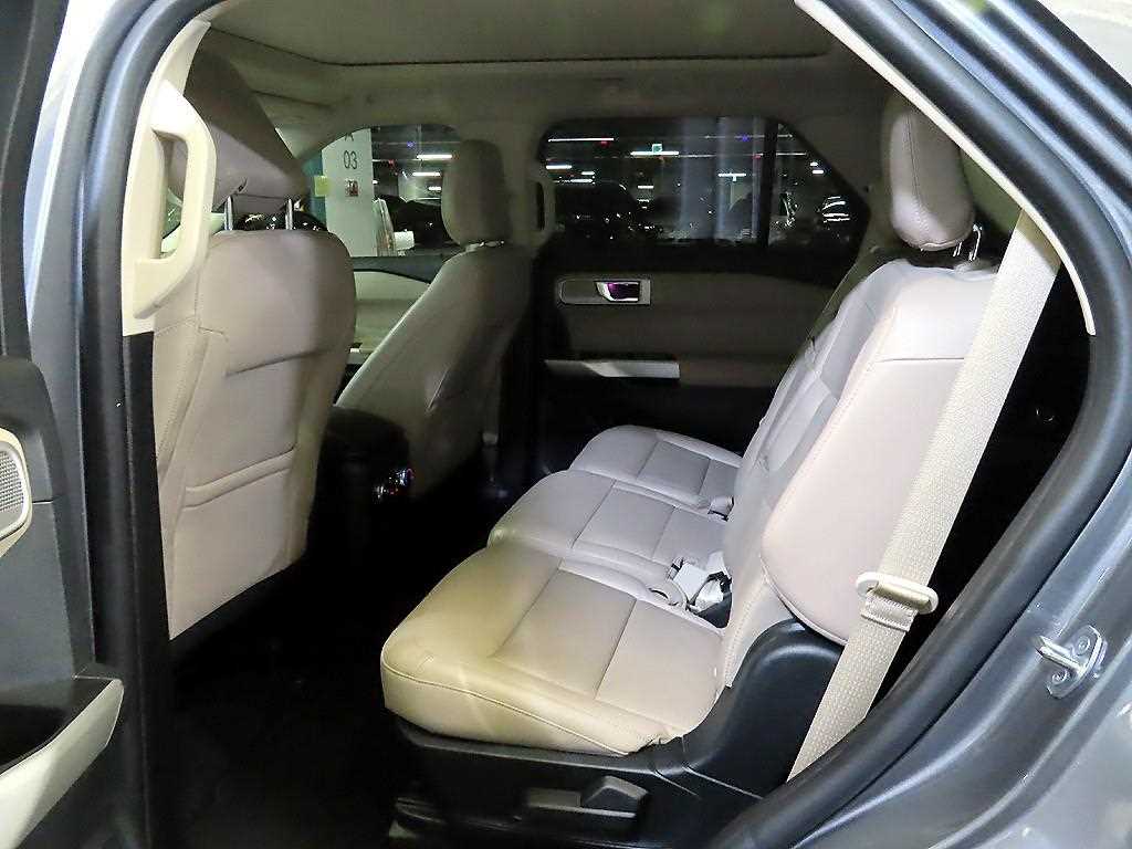 Ford Explorer - Vista 7