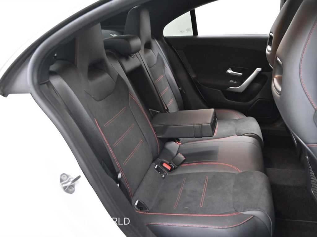 Mercedes Benz CLA Class - Vista 12