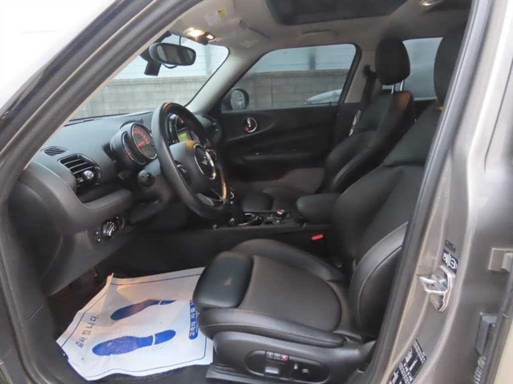 Mini Clubman - Vista 6