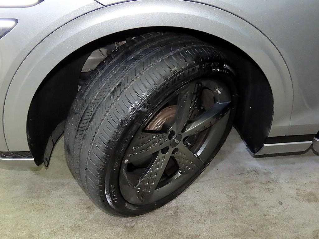 Genesis GV70 2024 Gris - Importación desde Corea - HF Imports Iquique - Foto 20