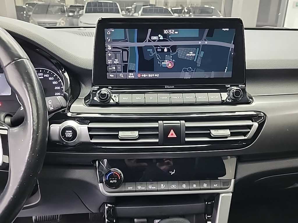 KIA Seltos - Vista 10