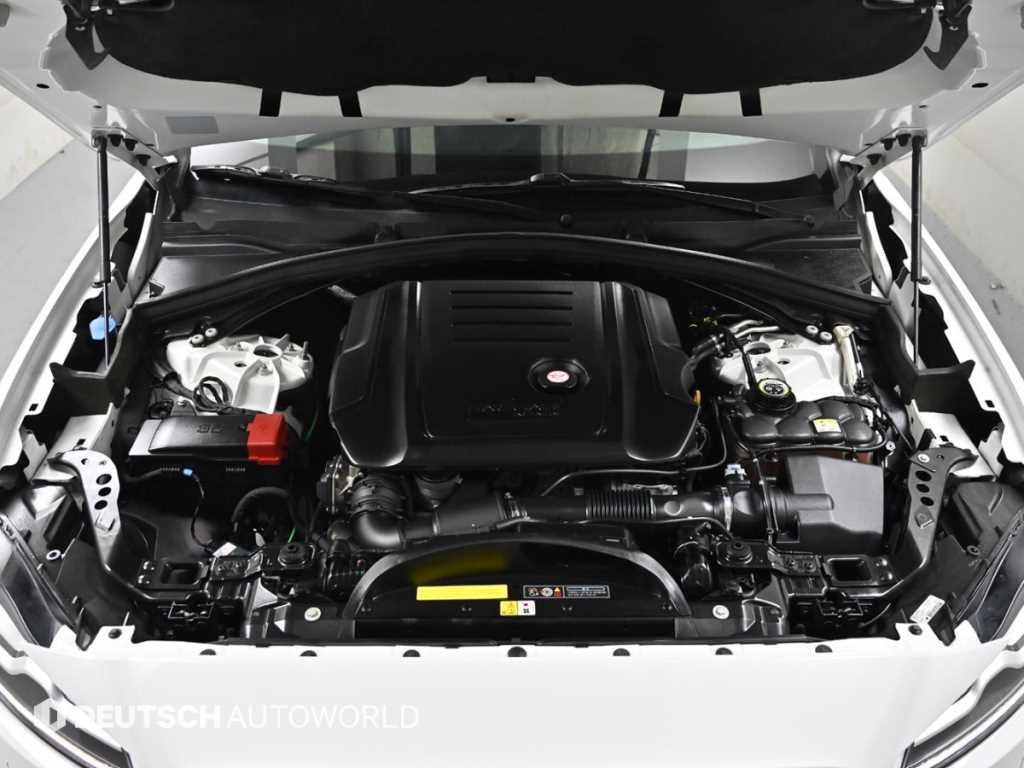 Jaguar F-PACE - Vista 6