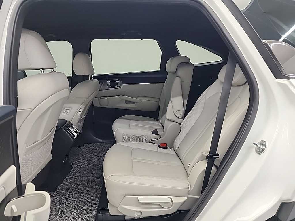 KIA Sorento - Vista 12