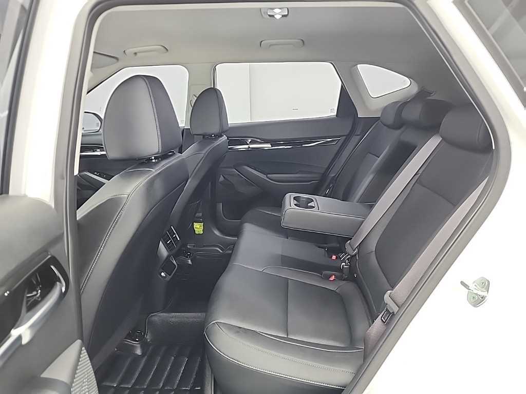 KIA Seltos - Vista 12