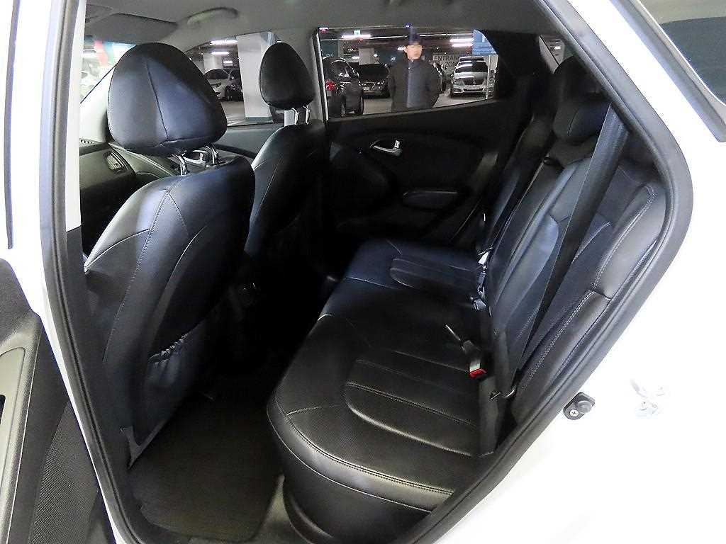 HYUNDAI Tucson - Vista 7