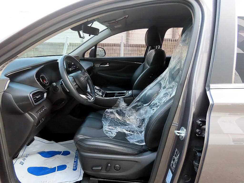 HYUNDAI Santa Fe - Vista 5