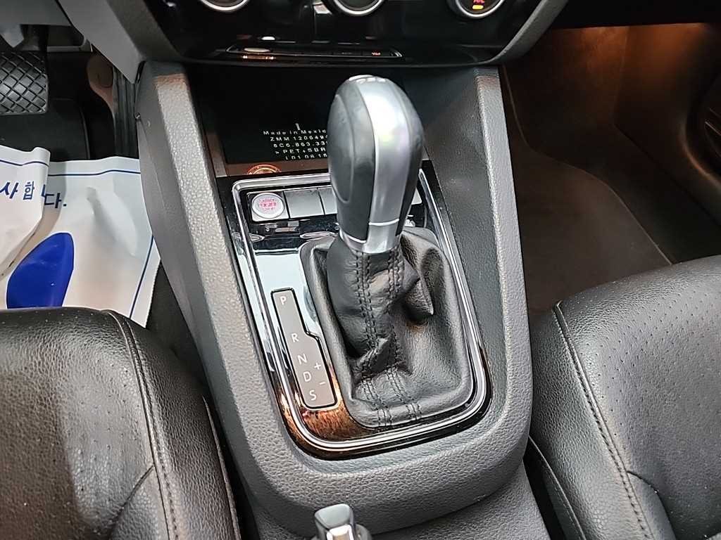 Volkswagen Jetta - Vista 8