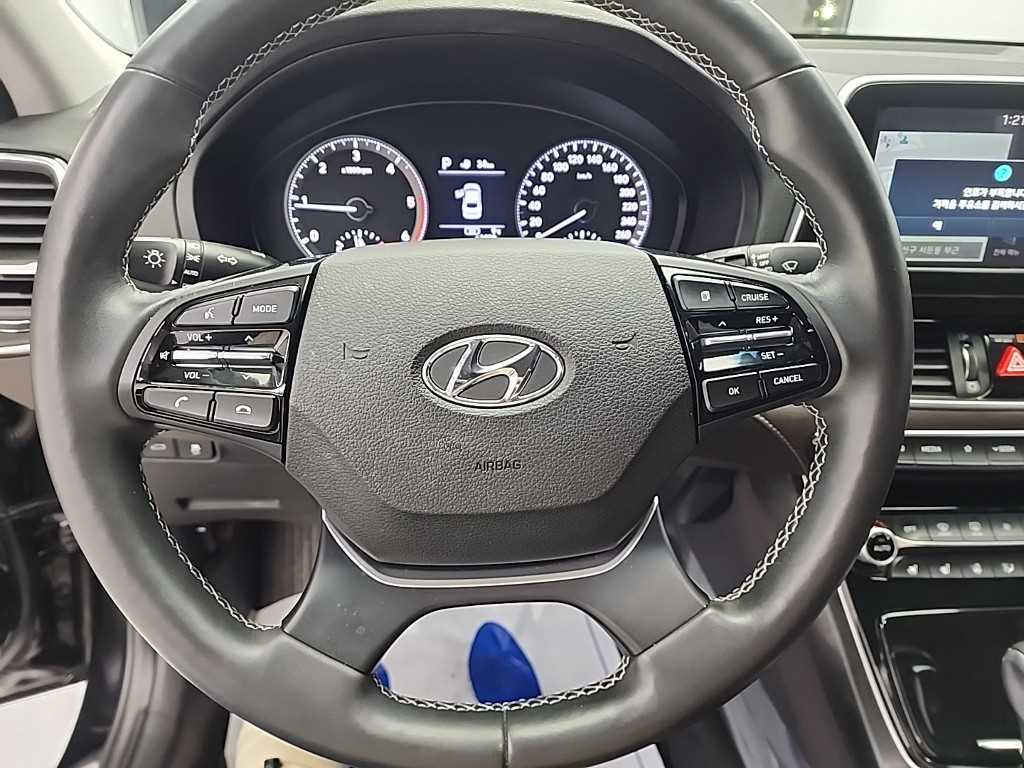 HYUNDAI Grandeur - Vista 9