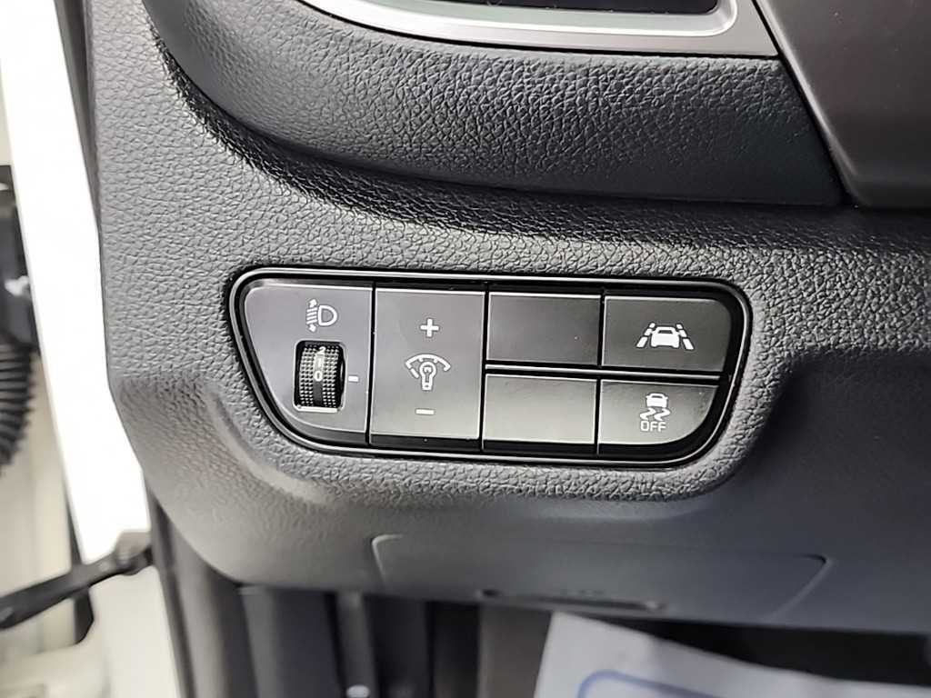 KIA Seltos 2022 Blanco - Importación desde Corea - HF Imports Iquique - Foto 18