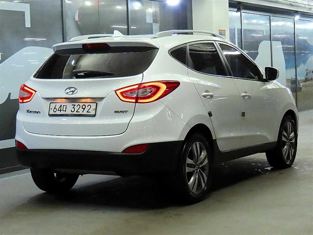 HYUNDAI Tucson - Vista 4