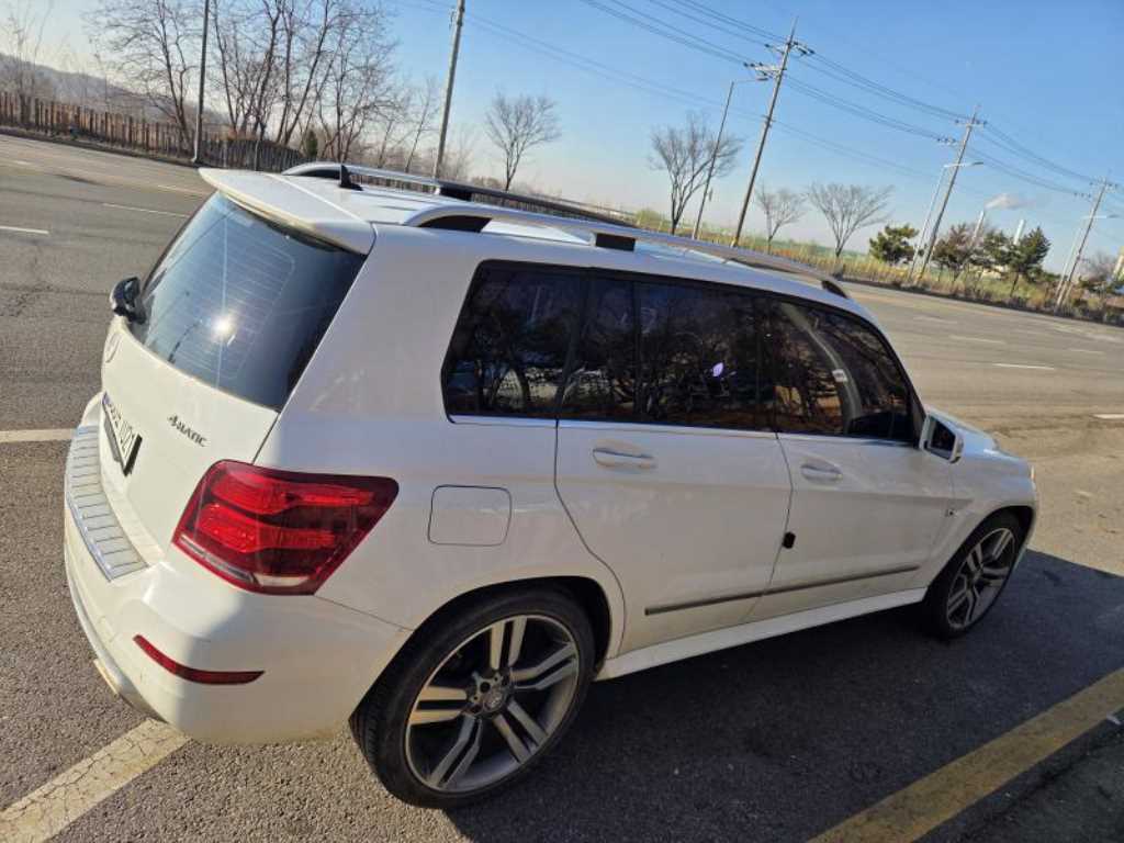 Mercedes Benz GLK Class - Vista 4