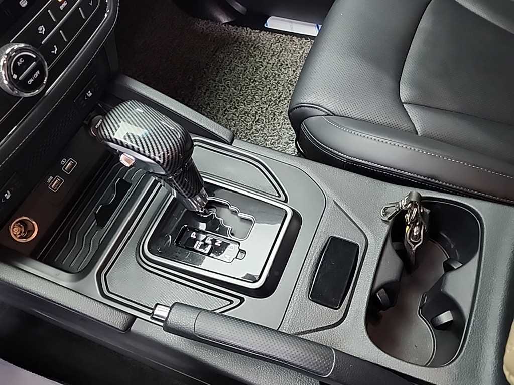 Ssangyong Rexton - Vista 8