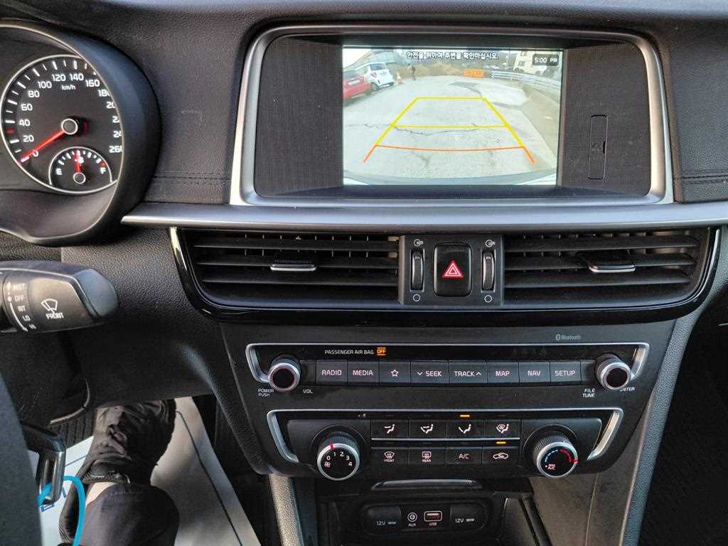 KIA K5 2019 Negro - Importación desde Corea - HF Imports Iquique - Foto 14