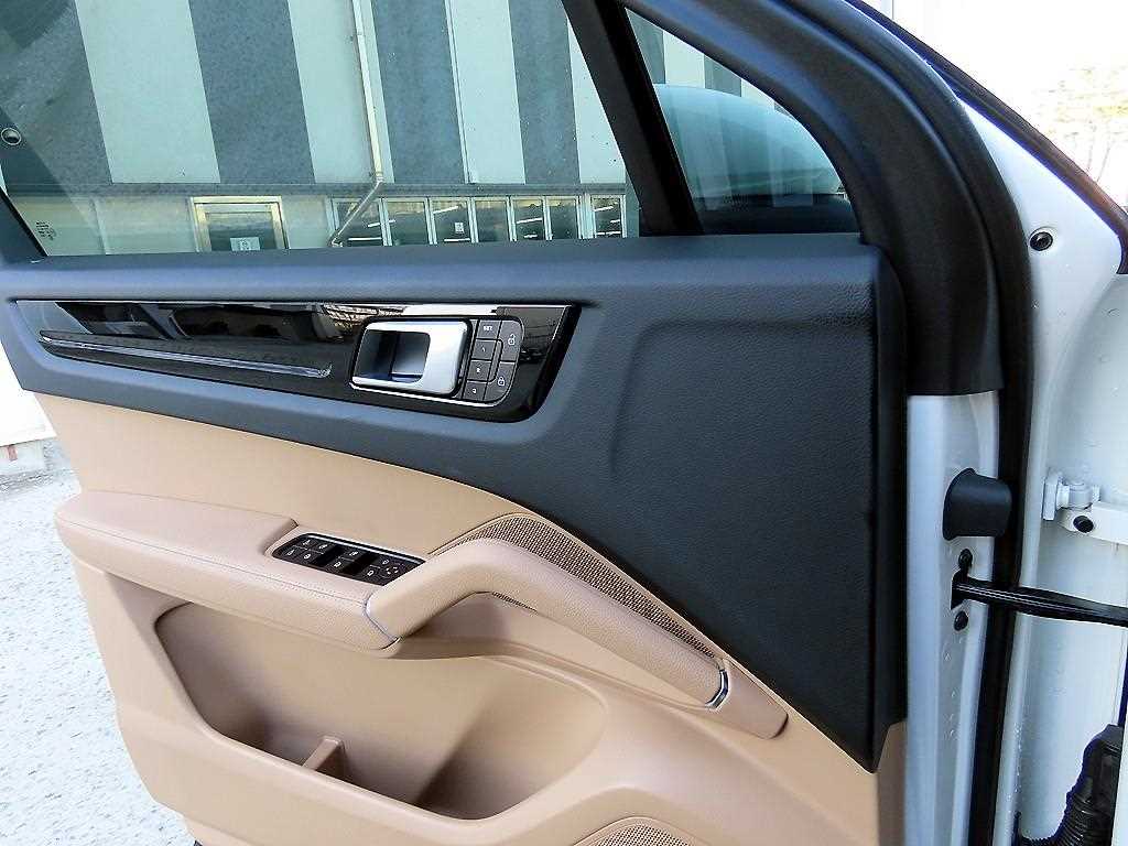 Porsche Cayenne - Vista 11