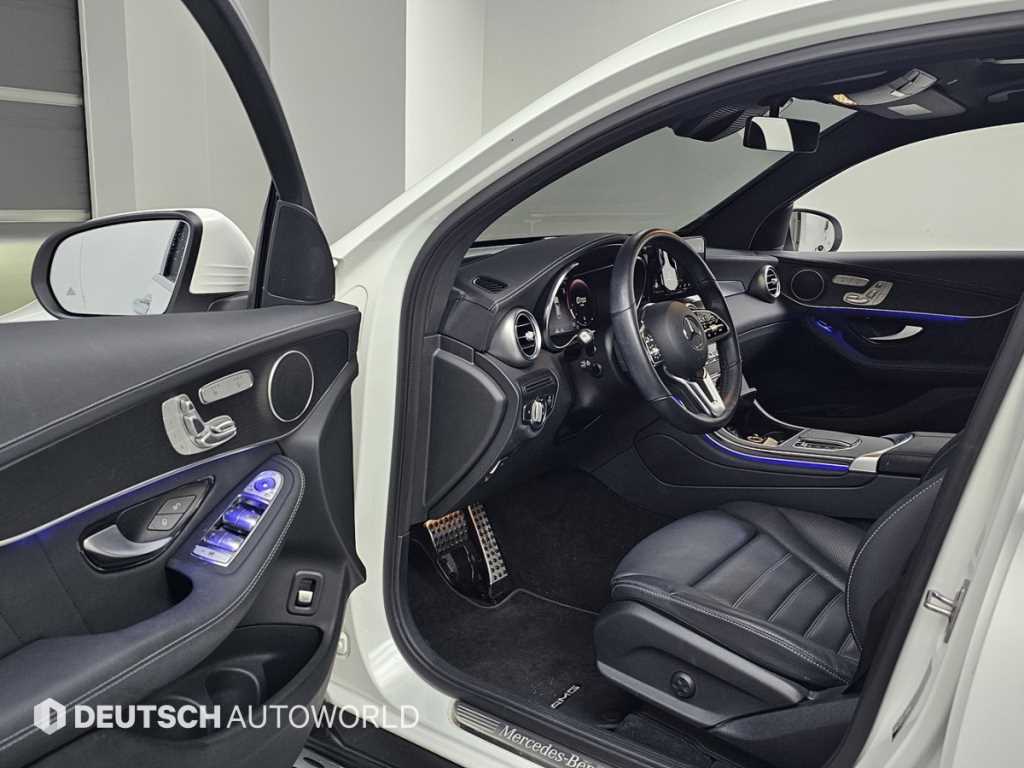 Mercedes Benz GLC Class - Vista 11