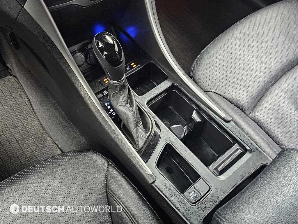 HYUNDAI Sonata - Vista 9