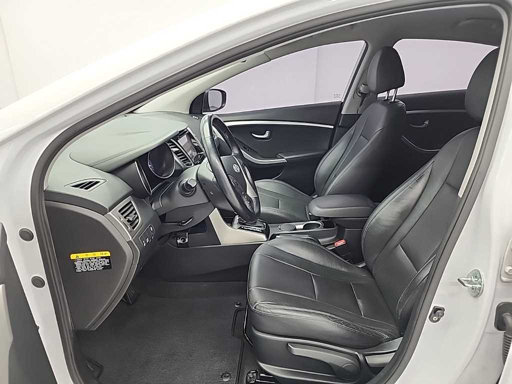 HYUNDAI i30 - Vista 11