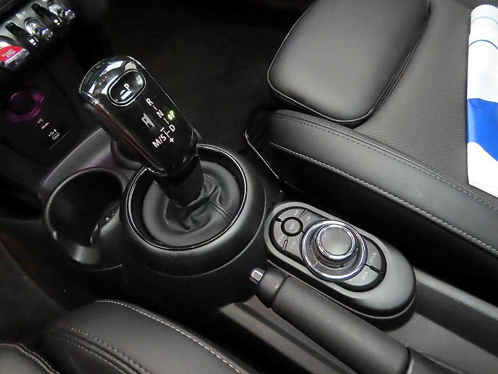 Mini Cooper - Vista 10