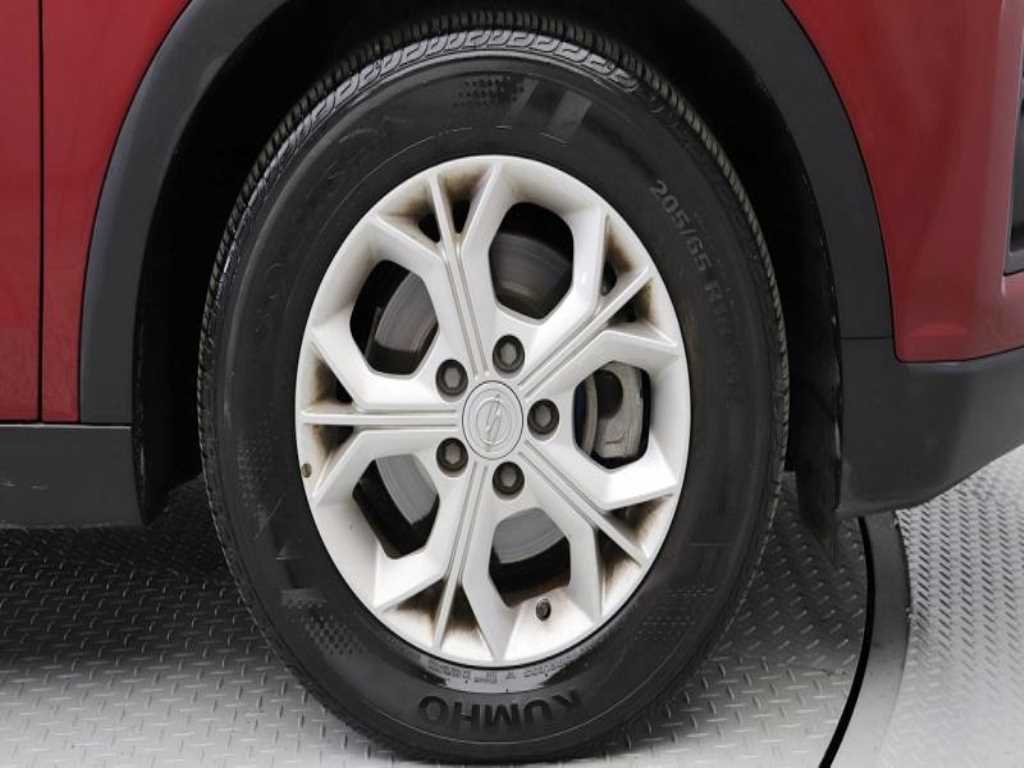 Ssangyong Tivoli - Vista 7