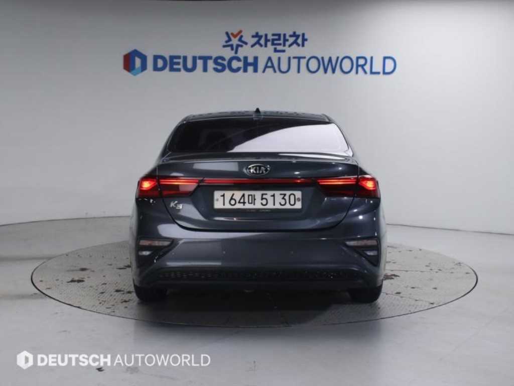 KIA K3 - Vista 4