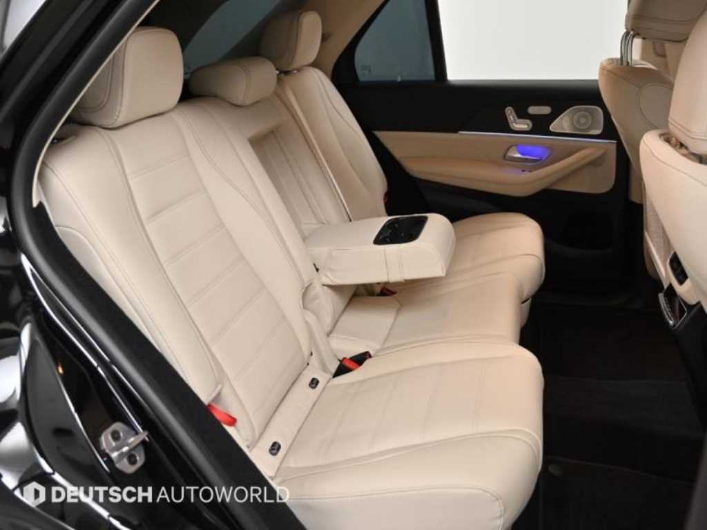Mercedes Benz GLE Class - Vista 12