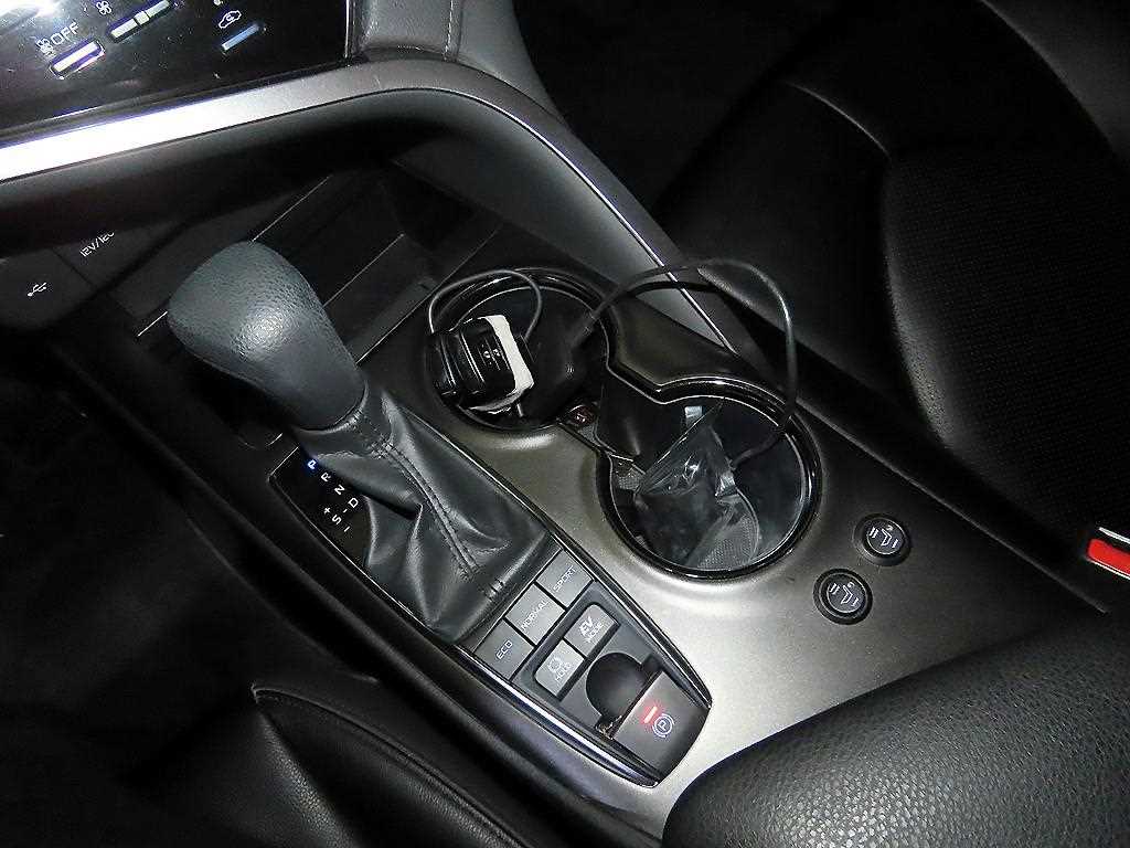 Toyota Camry - Vista 12