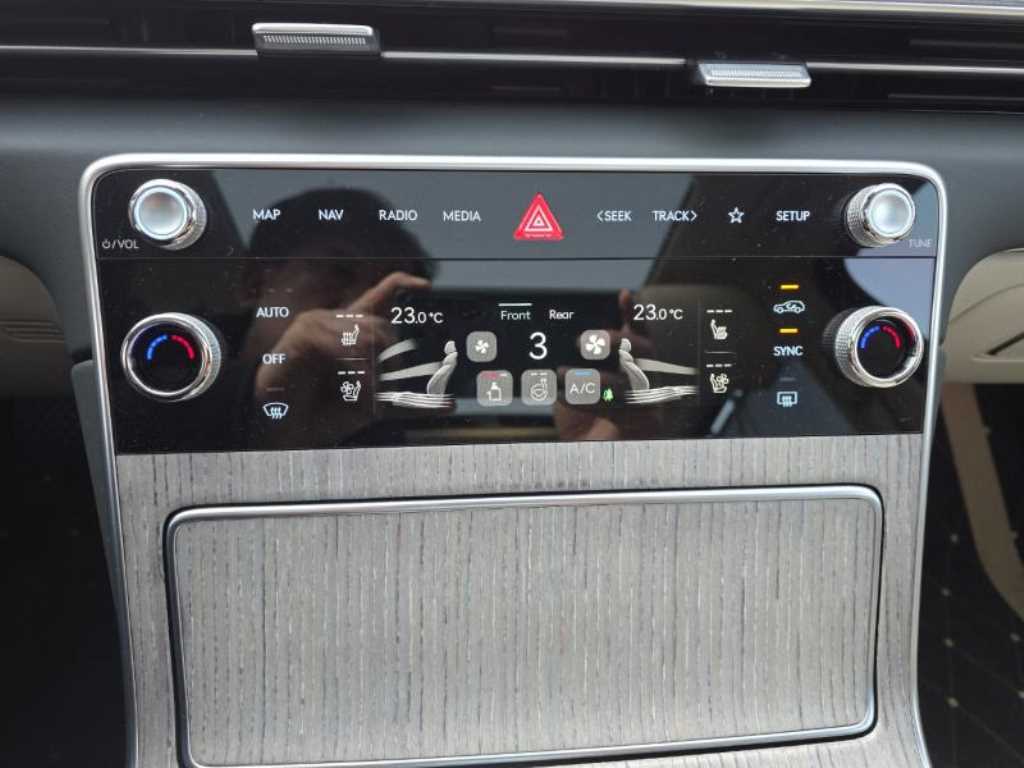 Genesis GV80 2024 Blanco - Importación desde Corea - HF Imports Iquique - Foto 17