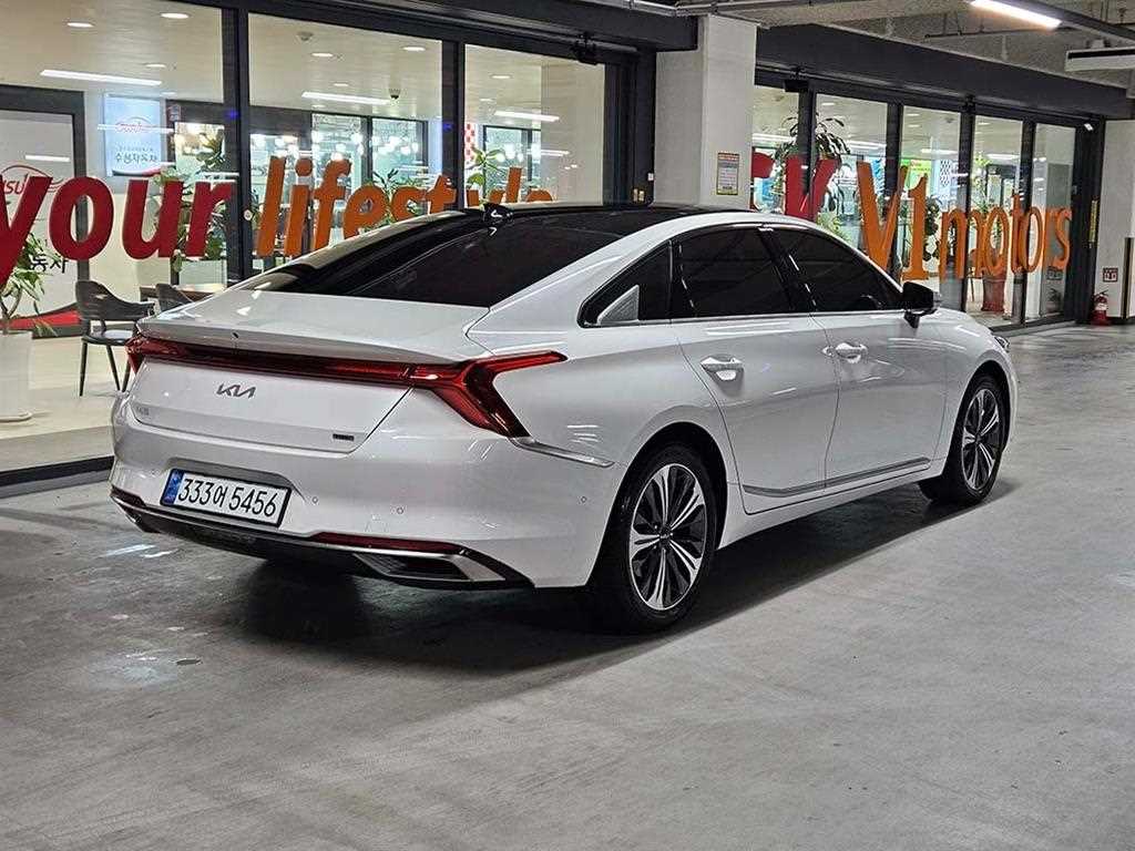 KIA K8 - Vista 4