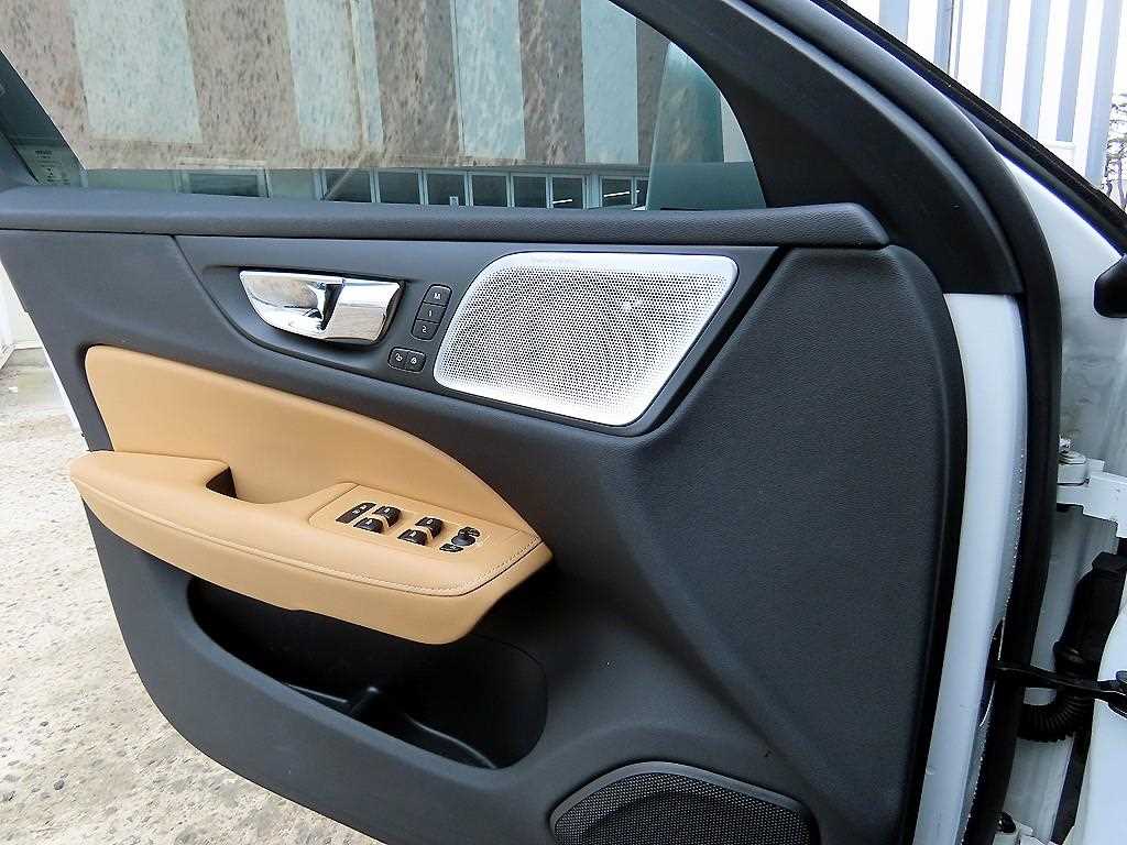 Volvo V60 - Vista 12