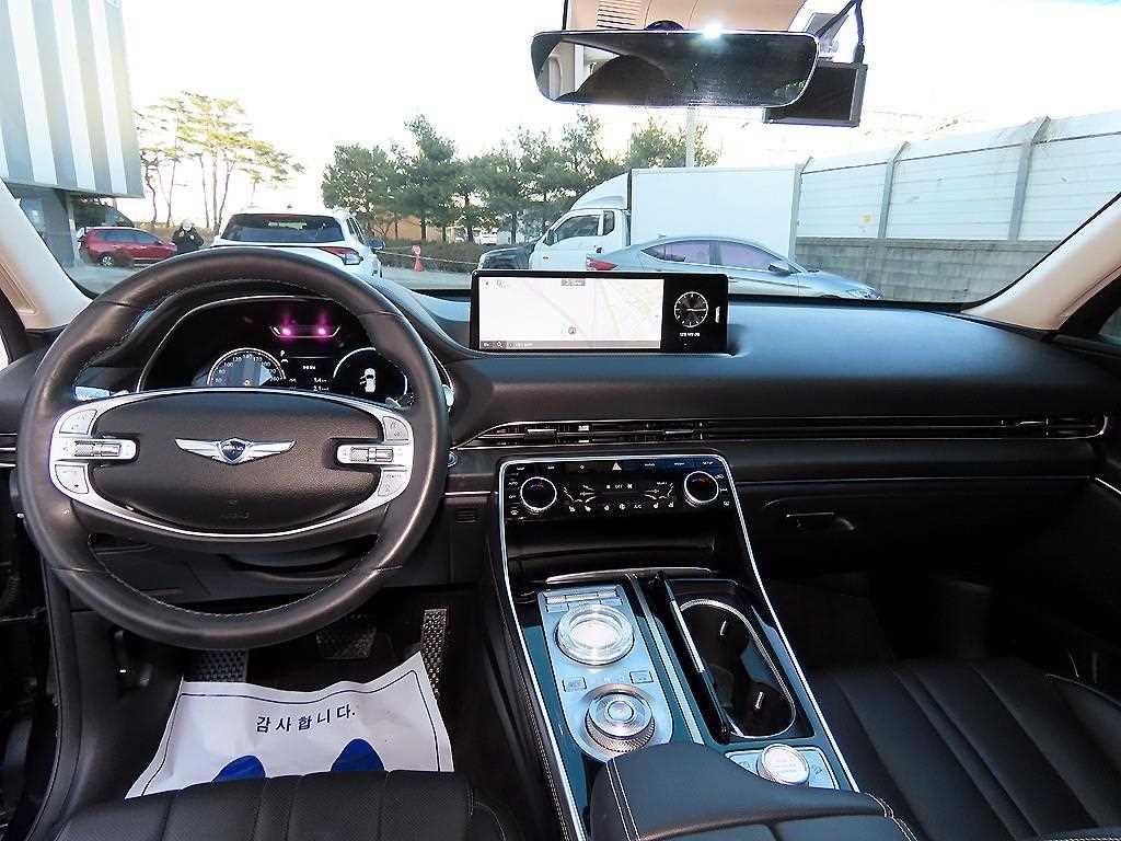 Genesis GV80 - Vista 7