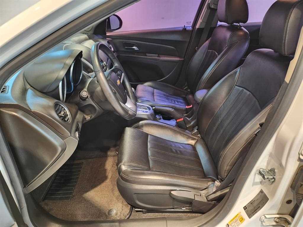 Chevrolet Cruise - Vista 8