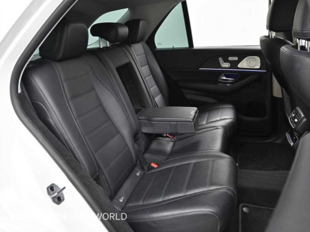 Mercedes Benz GLE Class - Vista 12
