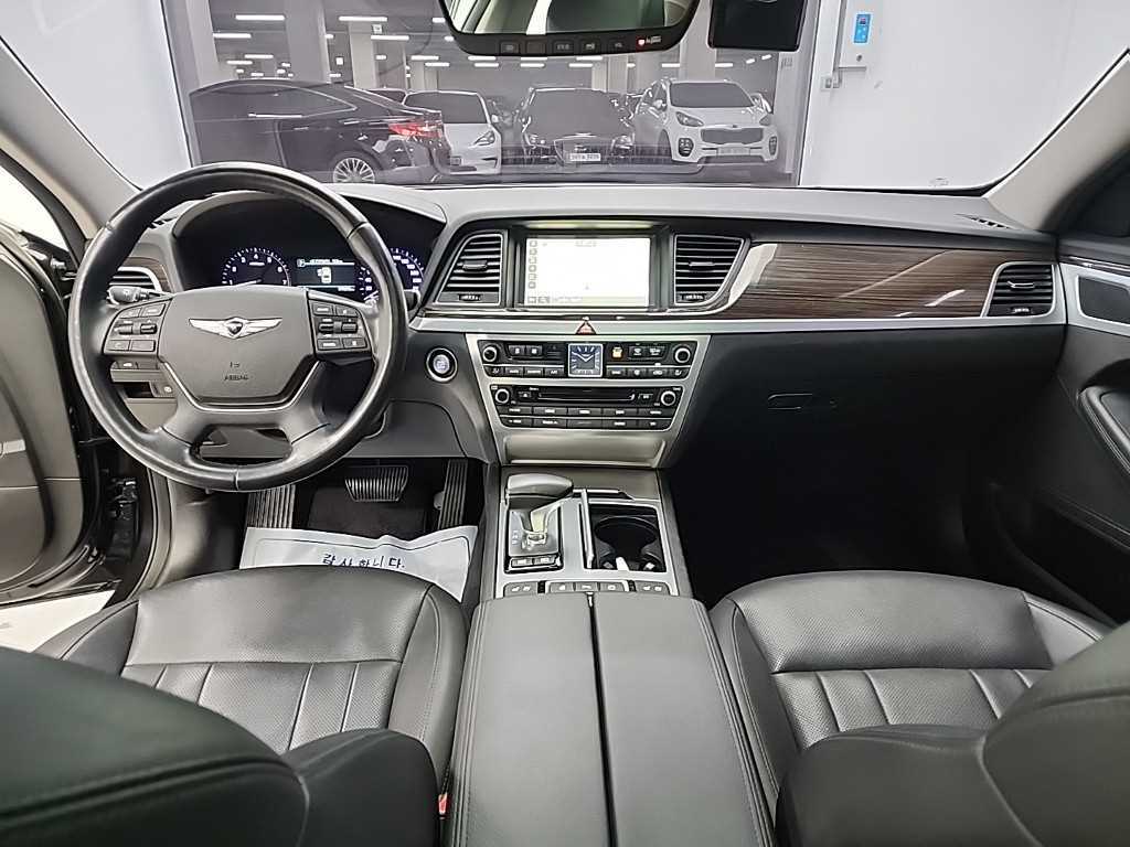 Genesis G80 - Vista 7