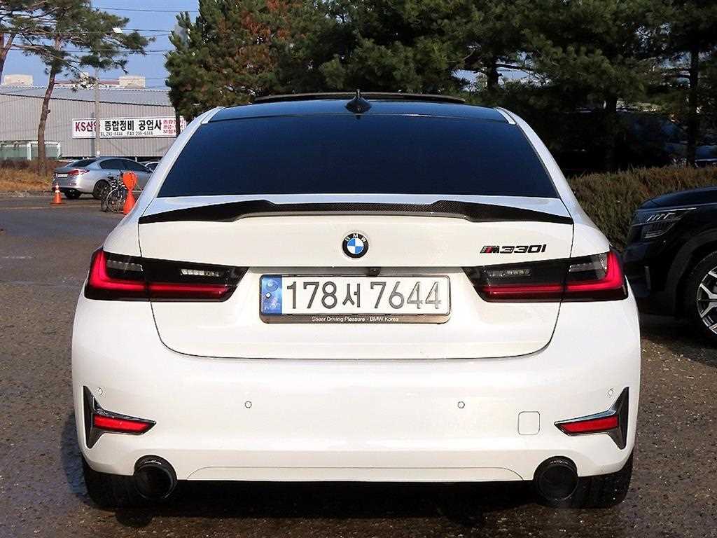 BMW 3 series - Vista 4