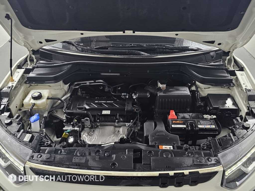 Ssangyong Tivoli - Vista 6